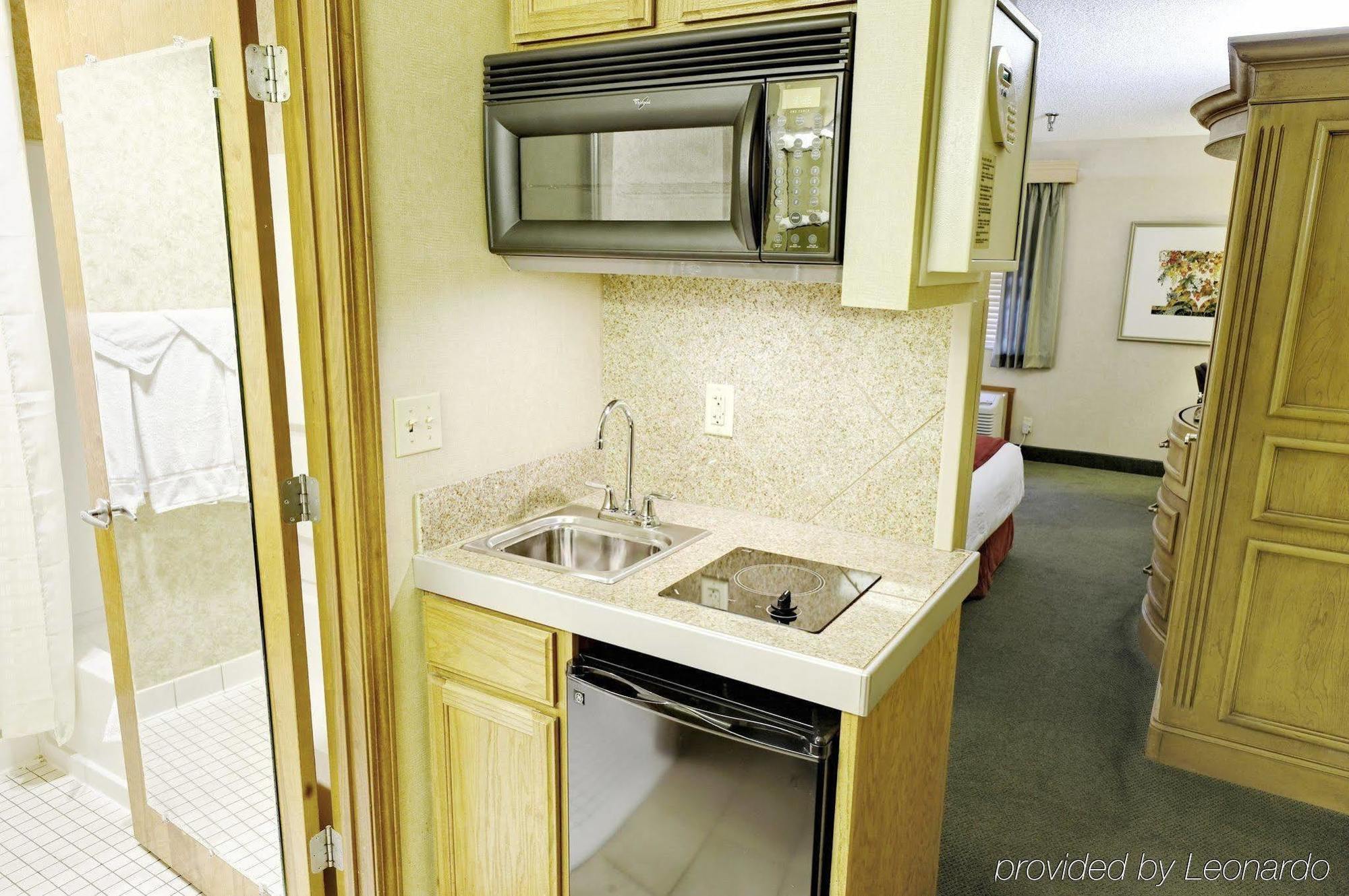 Livinn Hotel Cincinnati North/ שרונוויל מראה חיצוני תמונה