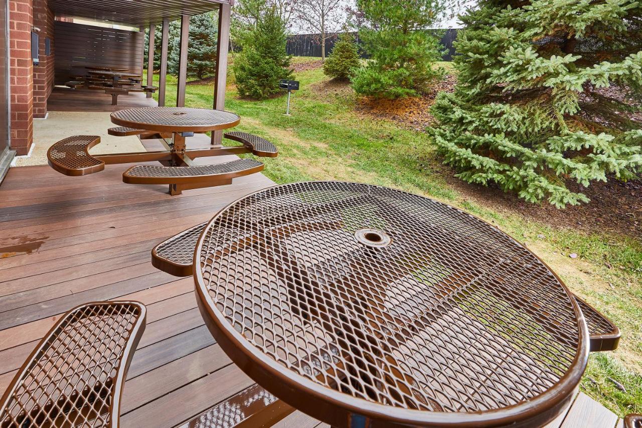 Livinn Hotel Cincinnati North/ שרונוויל מראה חיצוני תמונה