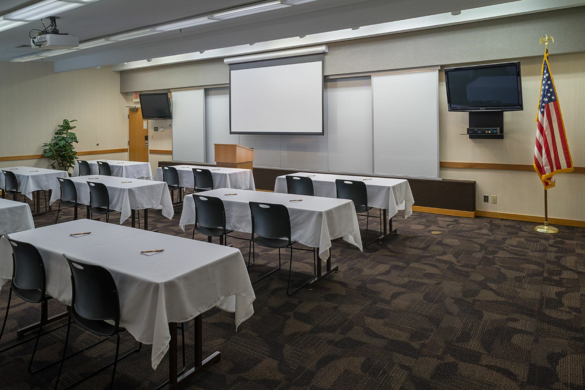 Livinn Hotel Cincinnati North/ שרונוויל מראה חיצוני תמונה