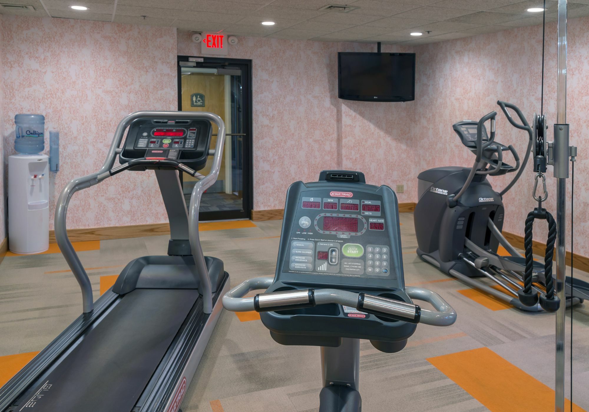 Livinn Hotel Cincinnati North/ שרונוויל מראה חיצוני תמונה