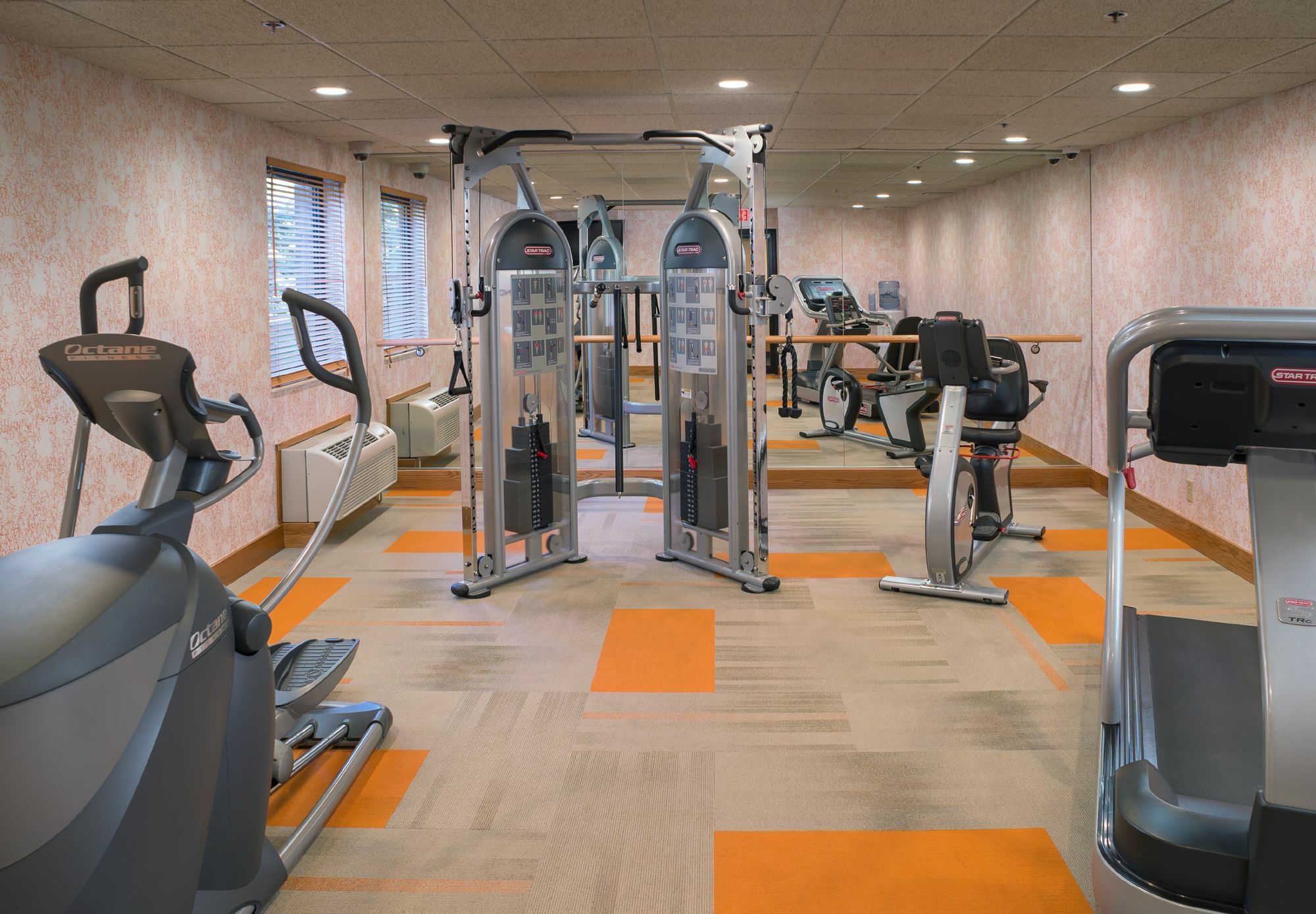 Livinn Hotel Cincinnati North/ שרונוויל מראה חיצוני תמונה