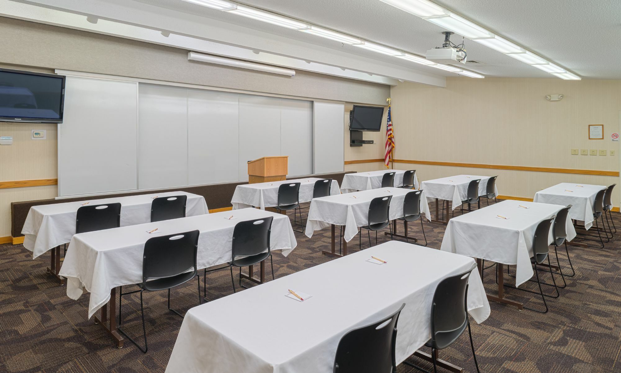 Livinn Hotel Cincinnati North/ שרונוויל מראה חיצוני תמונה